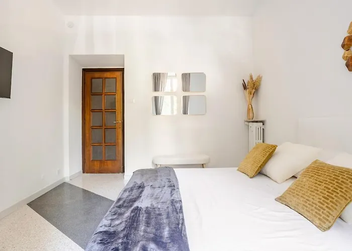 Vatican Area Stylish 2br Fast Wifi & Ac